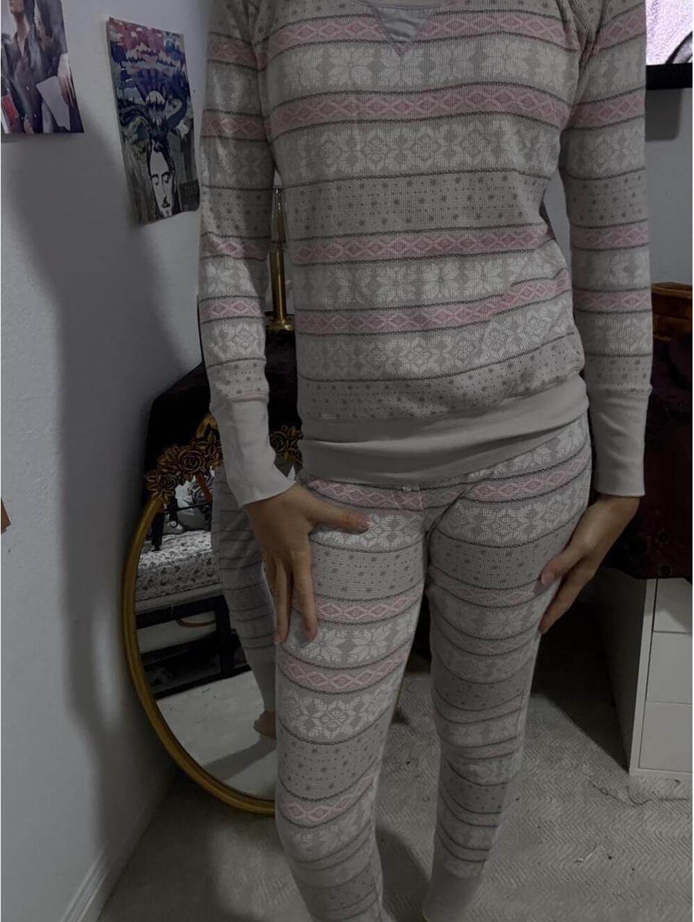 Victoria's Secret Women's Grey and Multi Pajama